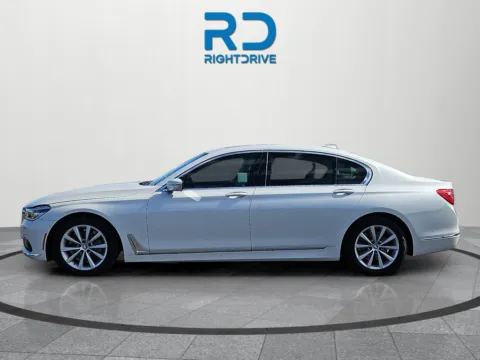 More photos of 2019 BMW 7 Series 750i at RightDrive - 6930 Alameda, TX