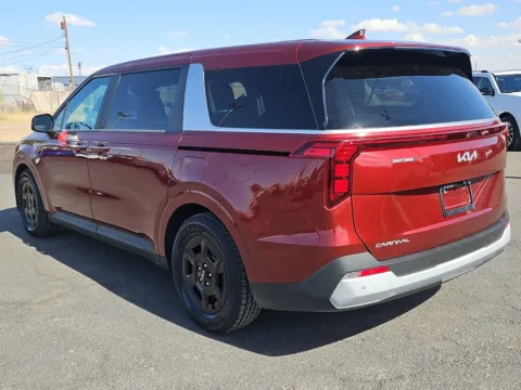 More photos of 2025 Kia Carnival LXS at RightDrive - 6930 Alameda, TX