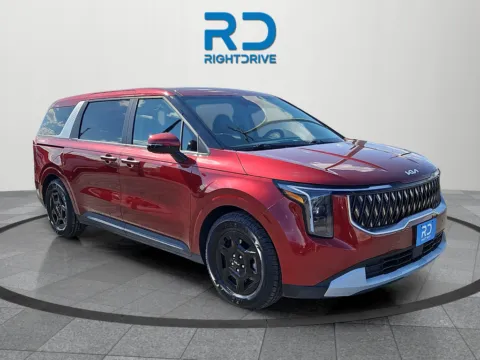 Red 2025 Kia Carnival LXS for sale in El Paso, TX