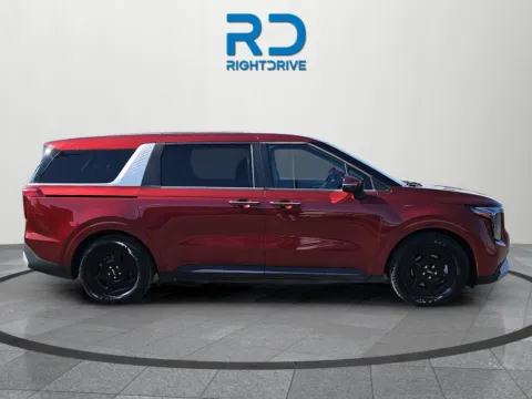 Photos of 2025 Kia Carnival LXS for sale in El Paso, TX at RightDrive - 6930 Alameda