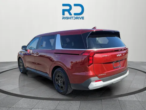 More photos of 2025 Kia Carnival LXS at RightDrive - 6930 Alameda, TX