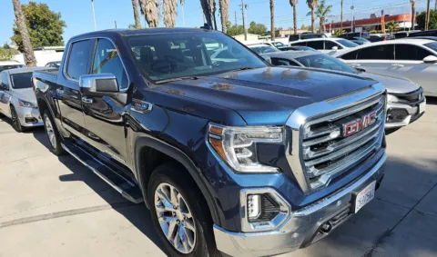 More photos of 2019 GMC Sierra 1500 SLT at RightDrive - 6930 Alameda, TX