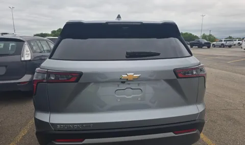 More photos of 2025 Chevrolet Equinox LT at RightDrive - 6930 Alameda, TX