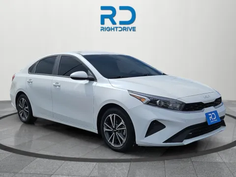 White 2023 Kia Forte LXS for sale in El Paso, TX