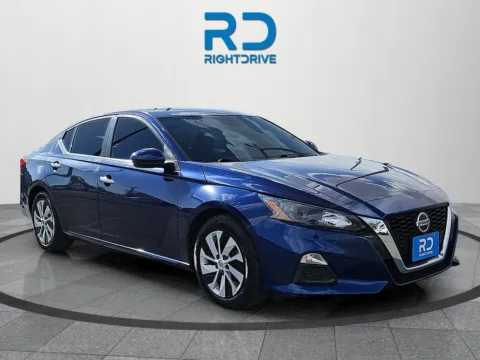 Blue 2022 Nissan Altima 2.5 S for sale in El Paso, TX