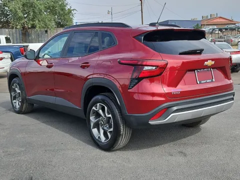 More photos of 2025 Chevrolet Trax LT at RightDrive - 6930 Alameda, TX
