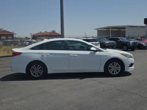 Photos of 2016 Hyundai Sonata SE for sale in El Paso, TX at RightDrive - 6930 Alameda