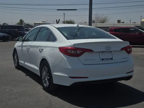 More photos of 2016 Hyundai Sonata SE at RightDrive - 6930 Alameda, TX