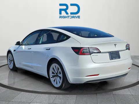More photos of 2023 Tesla Model 3 at RightDrive - 6930 Alameda, TX