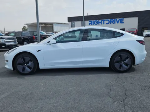 More photos of 2018 Tesla Model 3 Mid Range at RightDrive - 6930 Alameda, TX