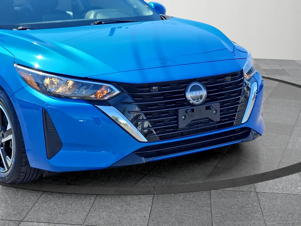 Nissan Sentra photo 7
