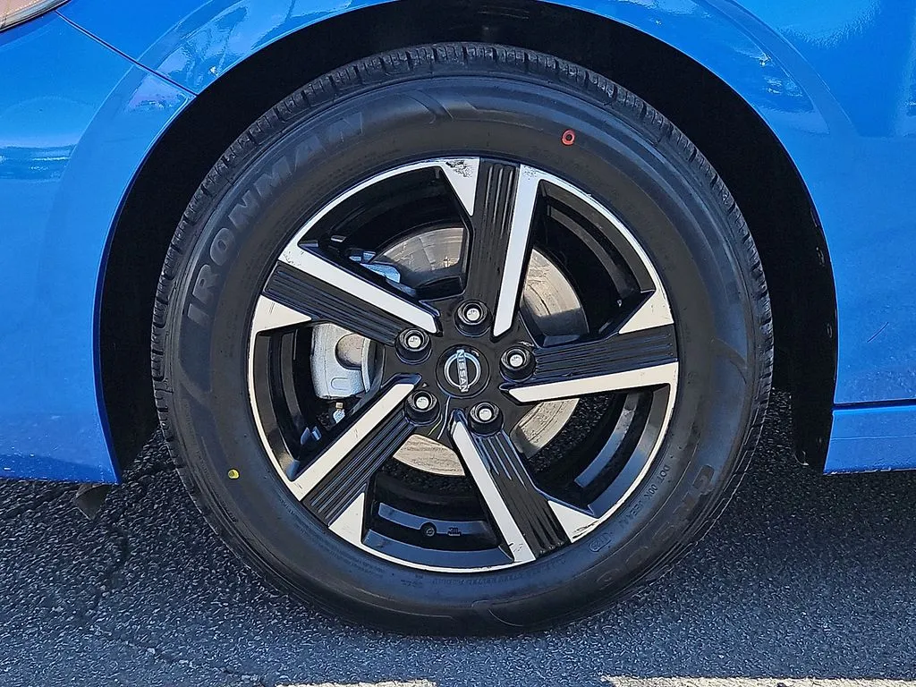 Nissan Sentra photo 10