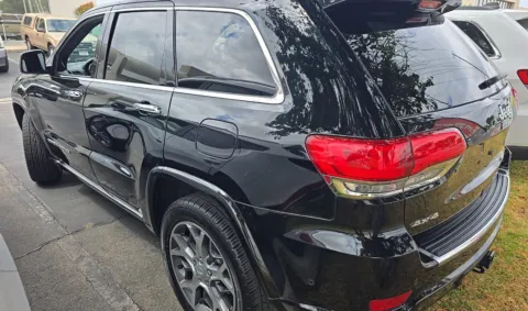 More photos of 2019 Jeep Grand Cherokee Overland at RightDrive - 6930 Alameda, TX