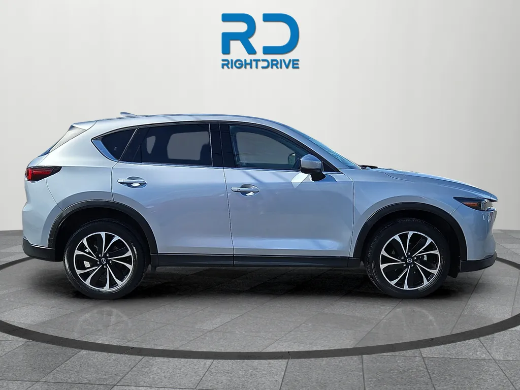 Mazda CX-5 photo 2