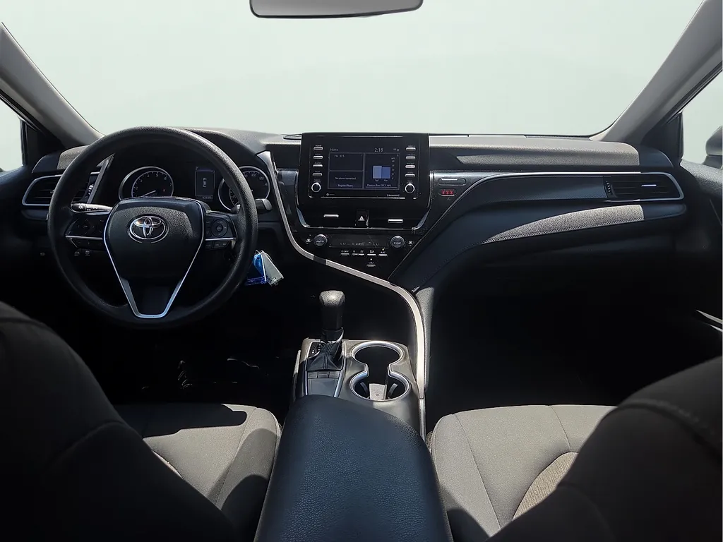Toyota Camry photo 15