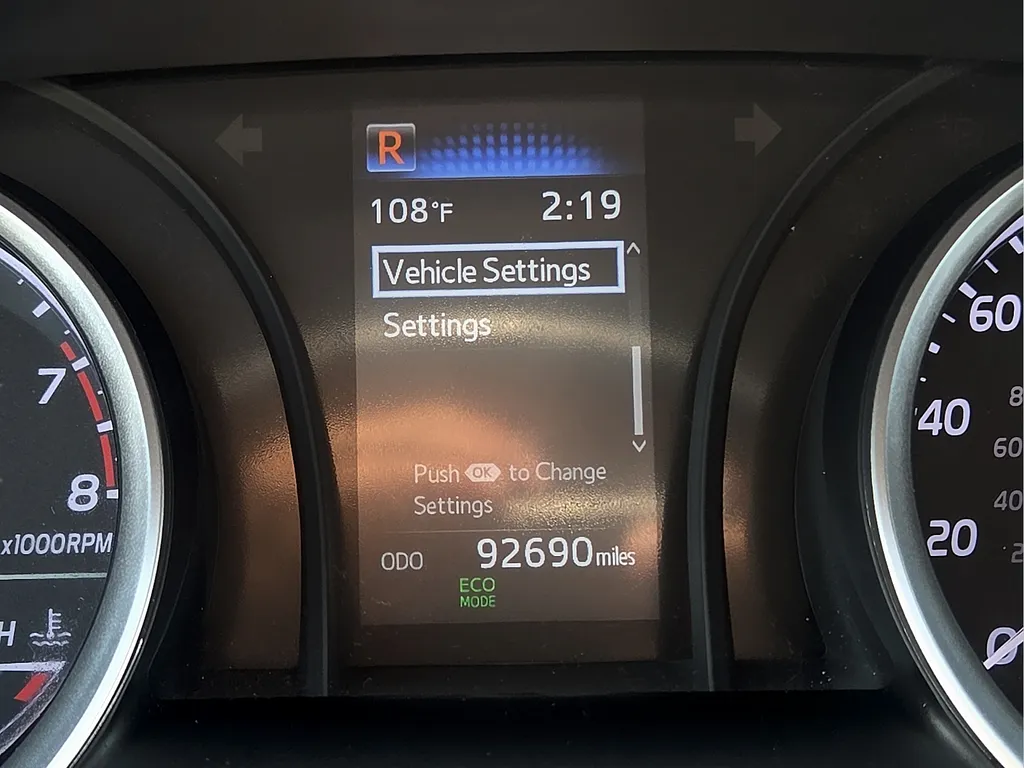 Toyota Camry photo 23