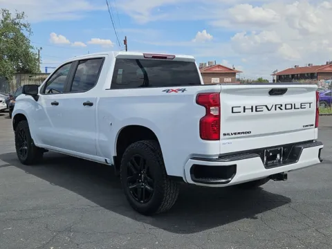 More photos of 2022 Chevrolet Silverado 1500 Custom at RightDrive - 6930 Alameda, TX