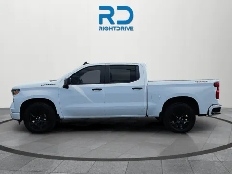 More photos of 2022 Chevrolet Silverado 1500 Custom at RightDrive - 6930 Alameda, TX