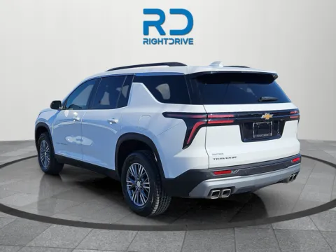 More photos of 2025 Chevrolet Traverse LT at RightDrive - 6930 Alameda, TX