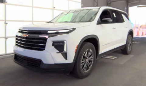 More photos of 2025 Chevrolet Traverse LT at RightDrive - 6930 Alameda, TX