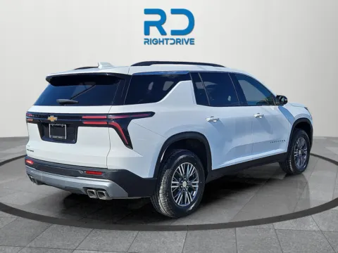 Another view of 2025 Chevrolet Traverse LT for sale in El Paso, TX at RightDrive - 6930 Alameda