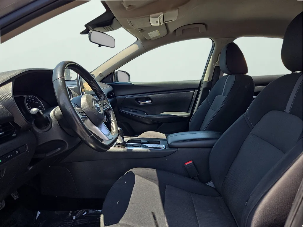 Nissan Sentra photo 16