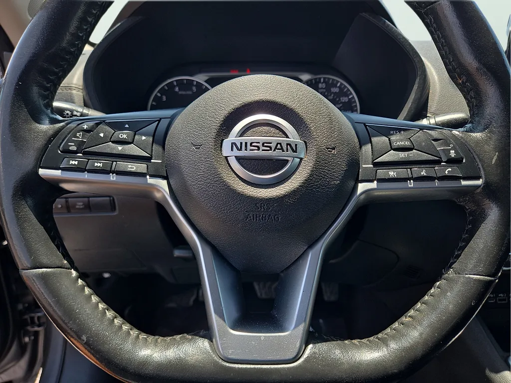 Nissan Sentra photo 24