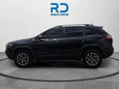 More photos of 2020 Jeep Cherokee Trailhawk at RightDrive - 6930 Alameda, TX