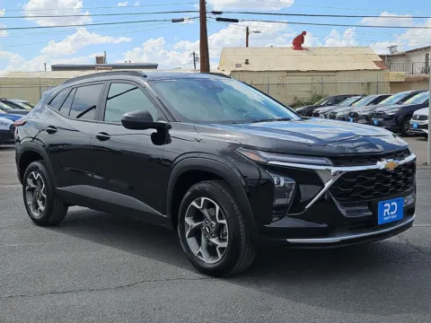 Black 2025 Chevrolet Trax LT for sale in El Paso, TX