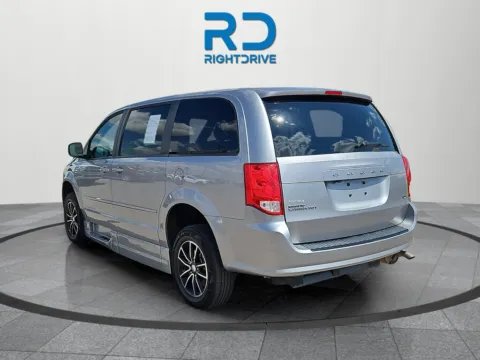 More photos of 2016 Dodge Grand Caravan SXT at RightDrive - 6930 Alameda, TX