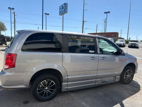 More photos of 2016 Dodge Grand Caravan SXT at RightDrive - 6930 Alameda, TX