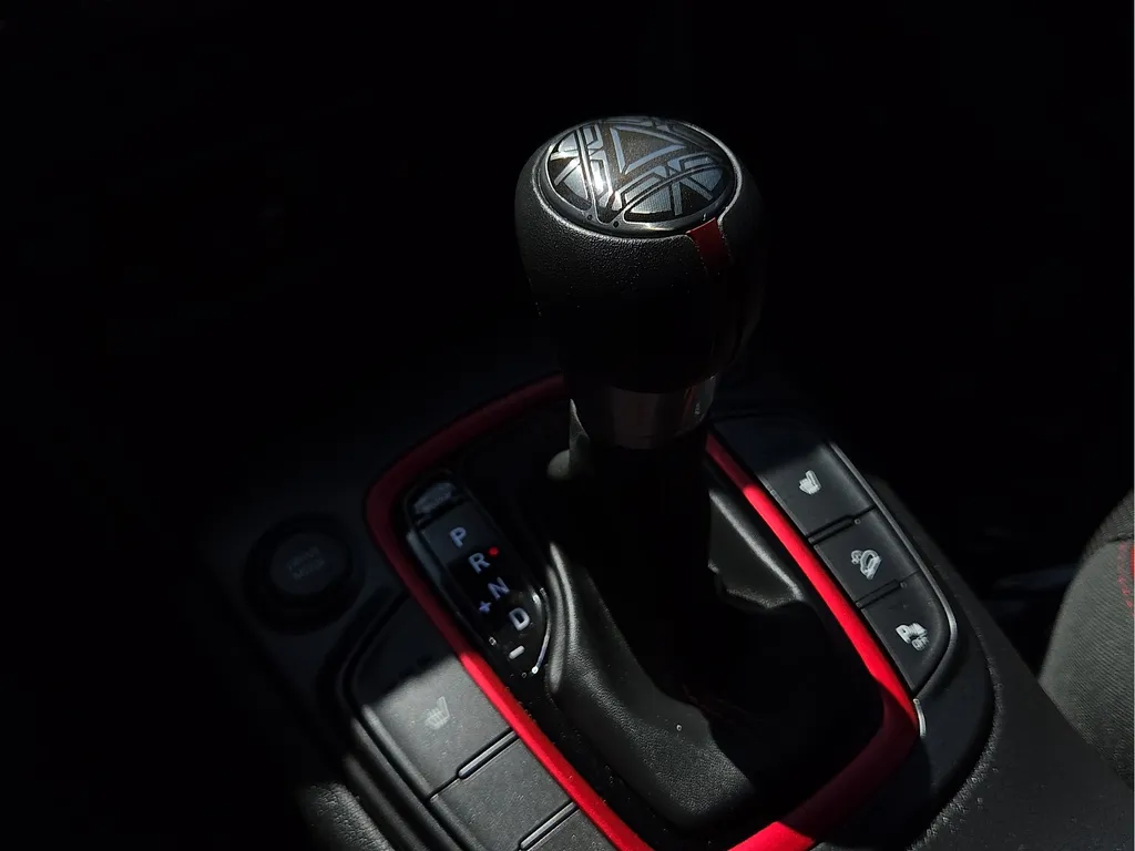 Hyundai Kona photo 25