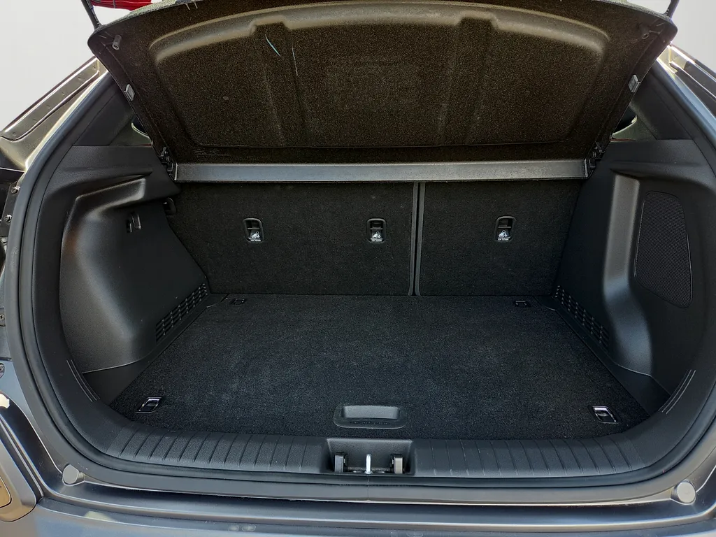 Hyundai Kona photo 13