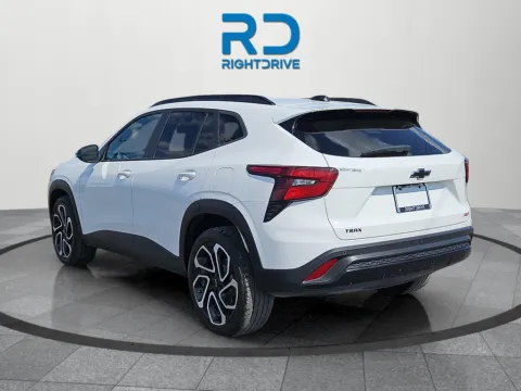 More photos of 2025 Chevrolet Trax 2RS at RightDrive - 6930 Alameda, TX