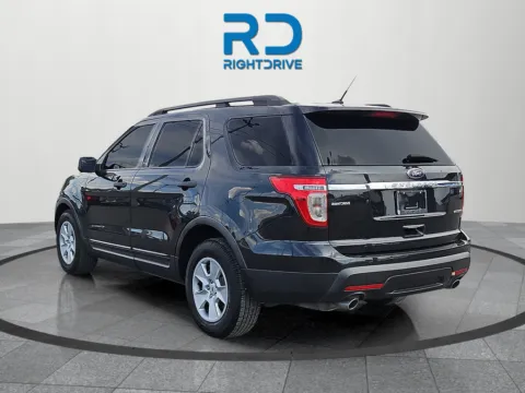 More photos of 2014 Ford Explorer at RightDrive - 6930 Alameda, TX