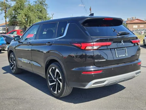 More photos of 2024 Mitsubishi Outlander SE at RightDrive - 6930 Alameda, TX
