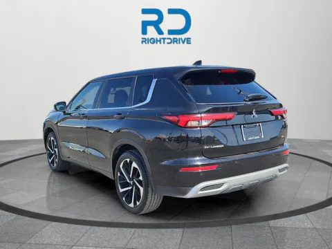 More photos of 2024 Mitsubishi Outlander SE at RightDrive - 6930 Alameda, TX