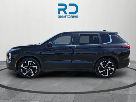 More photos of 2024 Mitsubishi Outlander SE at RightDrive - 6930 Alameda, TX