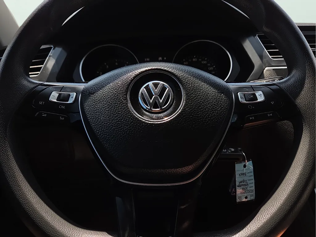 Volkswagen Tiguan photo 24