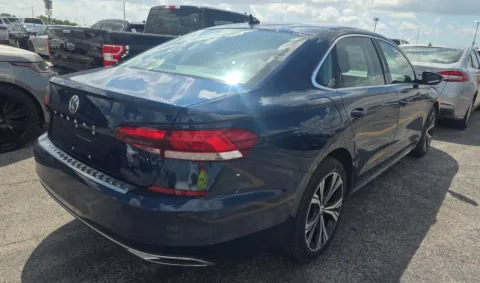 More photos of 2022 Volkswagen Passat 2.0T SE at RightDrive - 6930 Alameda, TX