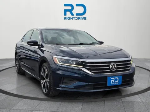 Blue 2022 Volkswagen Passat 2.0T SE for sale in El Paso, TX
