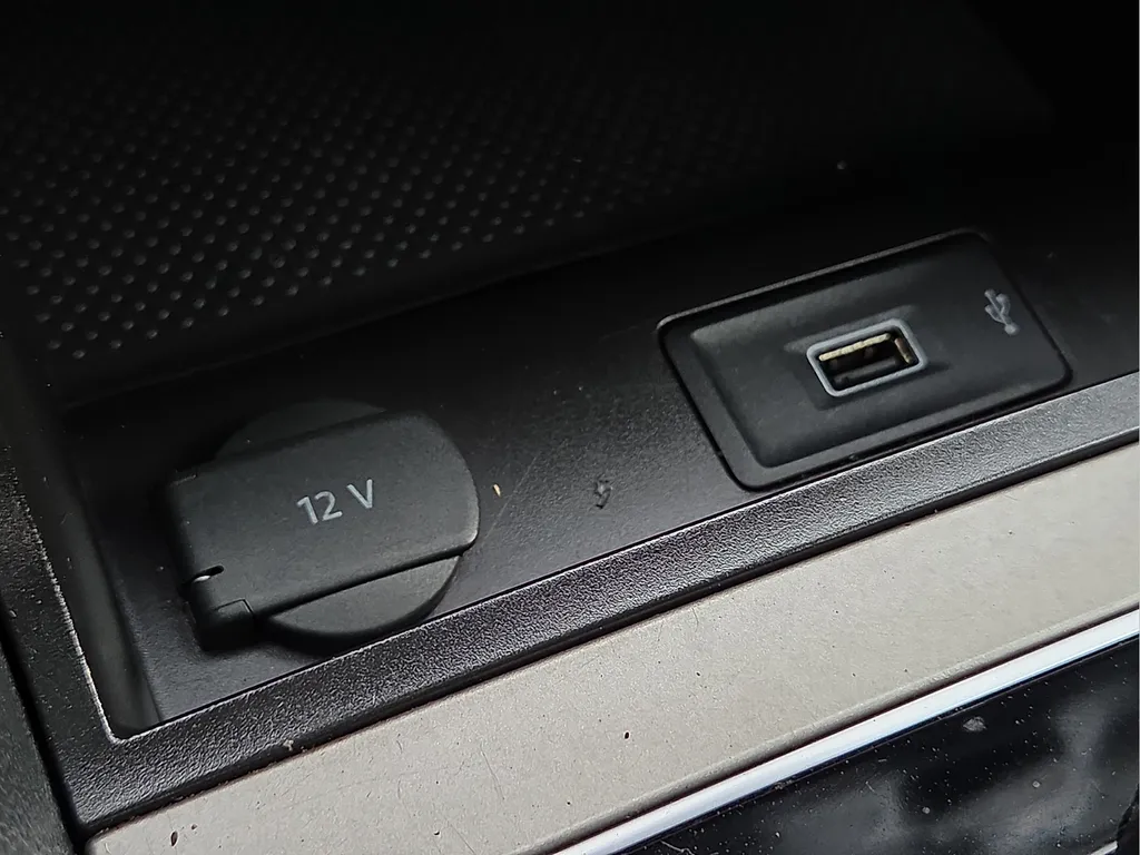 2022 Volkswagen Passat SE - Photo 21