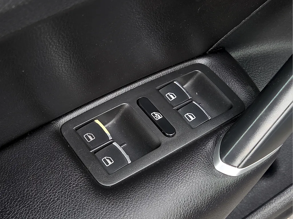 2022 Volkswagen Passat SE - Photo 17