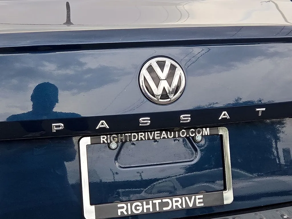 2022 Volkswagen Passat SE - Photo 11