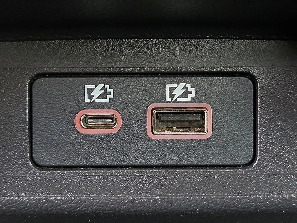 Nissan Altima photo 14
