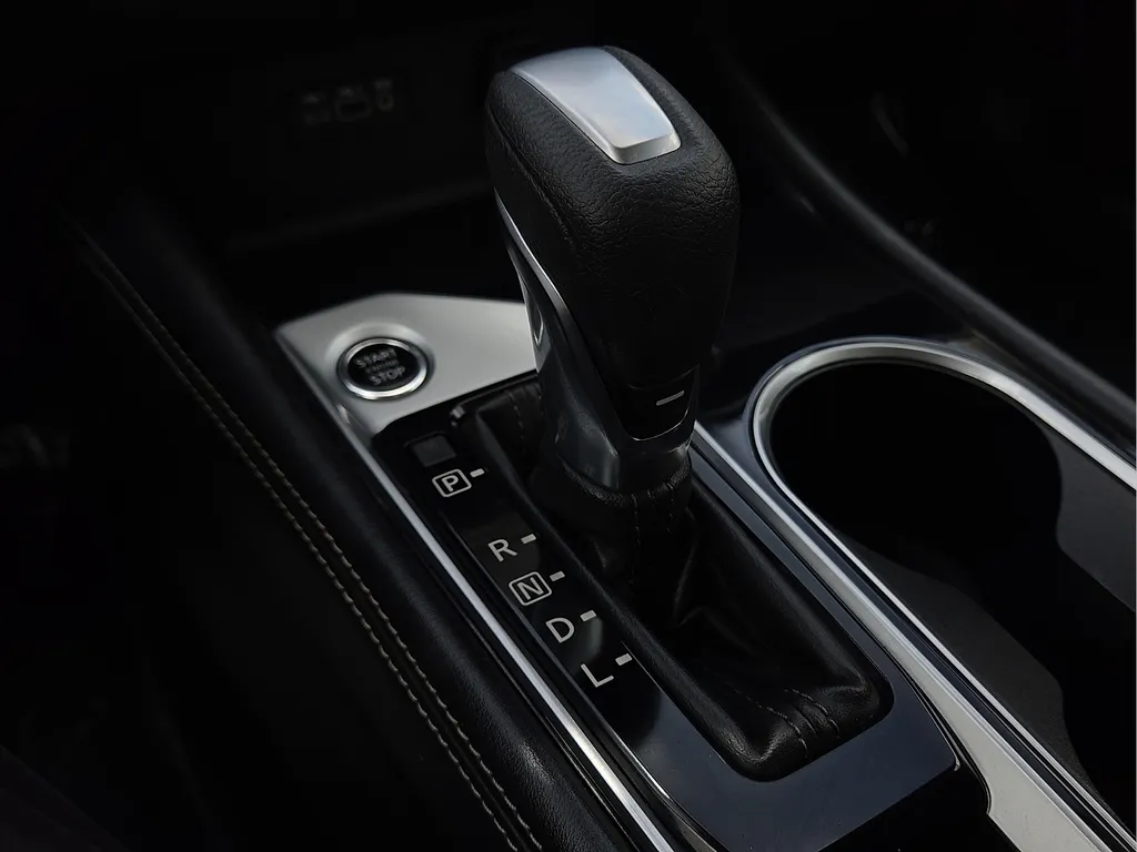 Nissan Altima photo 25