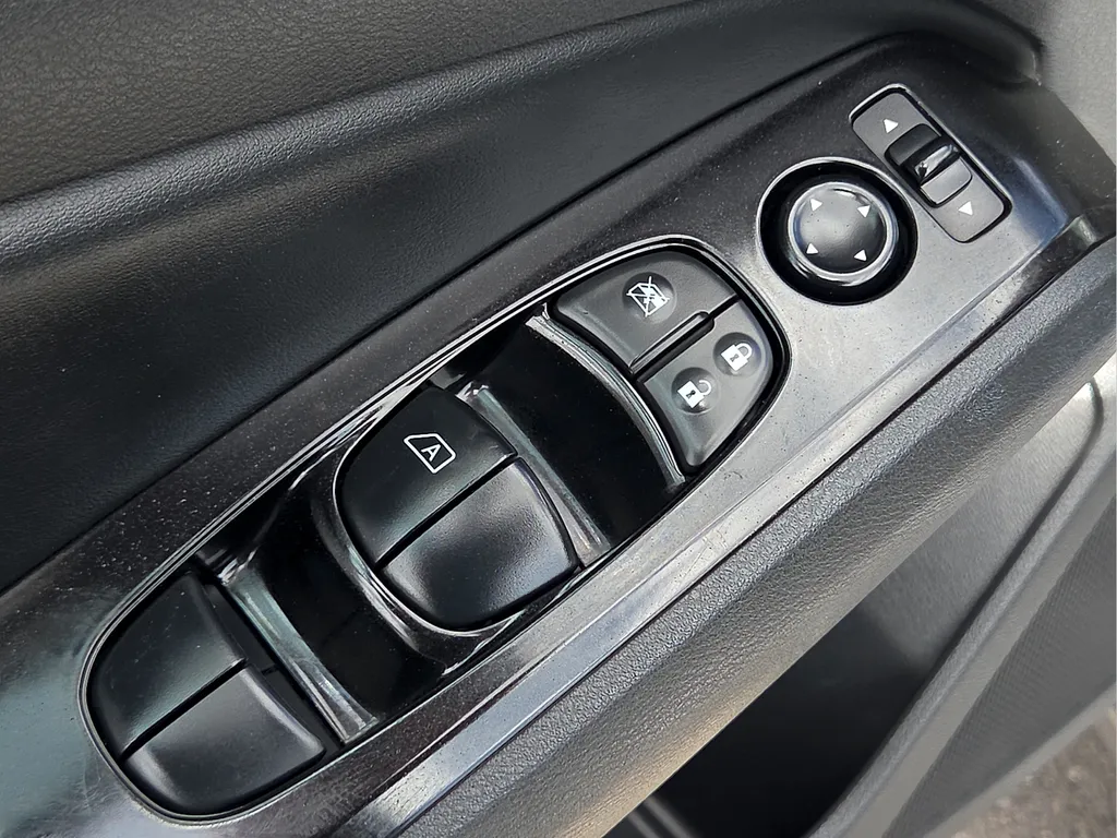 Nissan Altima photo 17