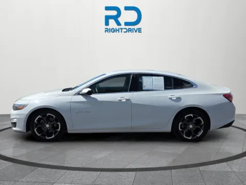 More photos of 2022 Chevrolet Malibu LT at RightDrive - 6930 Alameda, TX