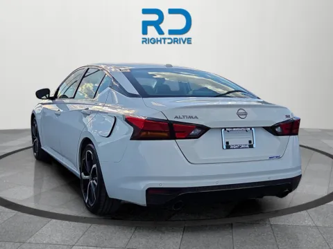 More photos of 2025 Nissan Altima 2.5 SR at RightDrive - 6930 Alameda, TX