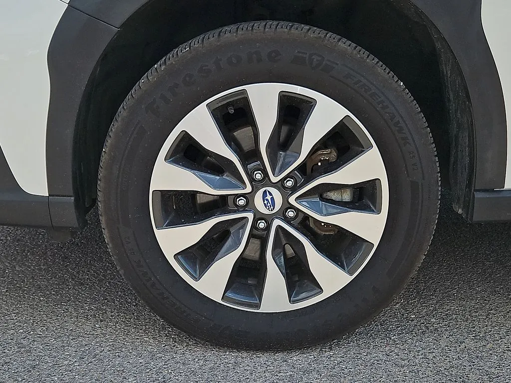 Subaru Outback photo 10